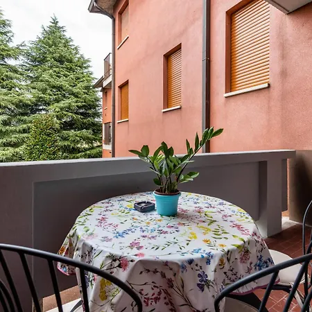 Lägenhet Seride 2024 Desenzano del Garda